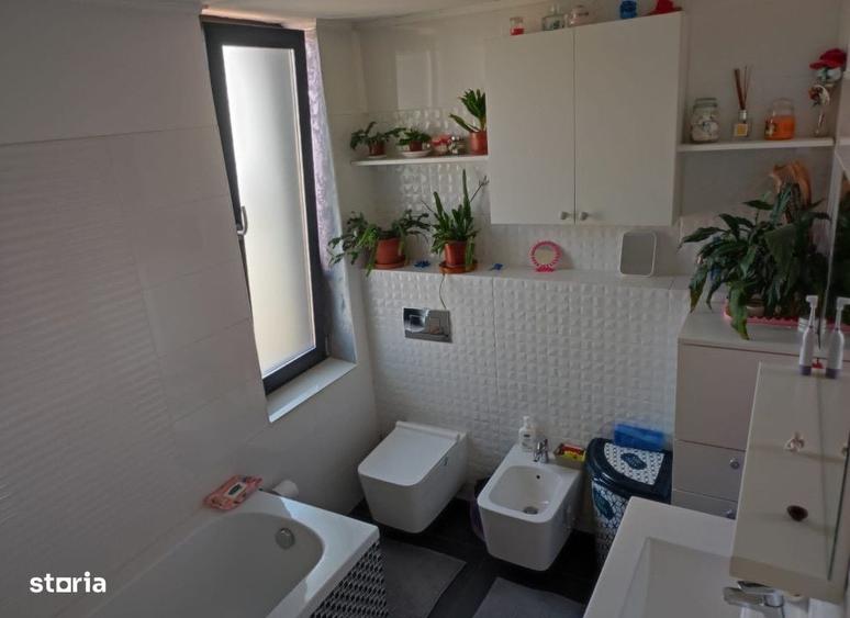 Casa tip duplex 4 camere zona de case a cartierului NicolinaCod:158876 - 2