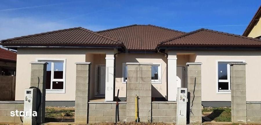 Casă cu 3 camere decomandat cu Teren 310 Mp în Moșnița Nouă