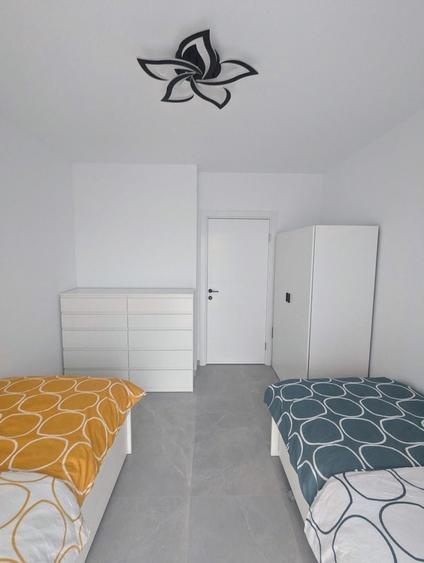 Apartament cu 3 camere decomandat în Nufărul