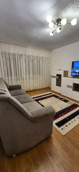 Inchiriez apartament 2 camere,decomandat , Inel 2, scoala 39 Mobilat si utilat, curat si spatios - 3