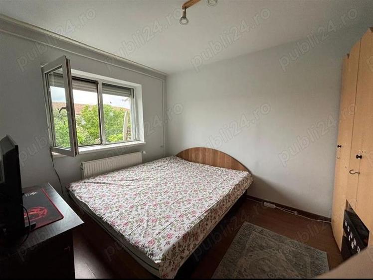 Apartament cu 2 camere decomandat în Lipovei