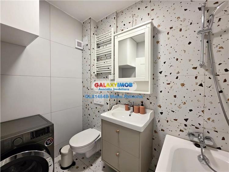 Apartament cu 3 camere decomandat, mobilat în Central