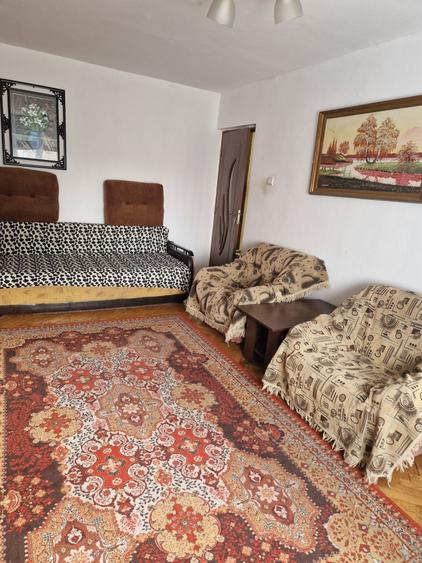 Apartament cu 2 camere decomandat în Popoveni