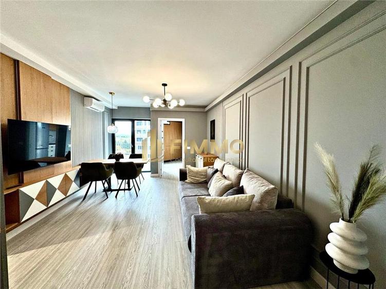 Apartament cu 3 camere semidecomandat, mobilat în Universității
