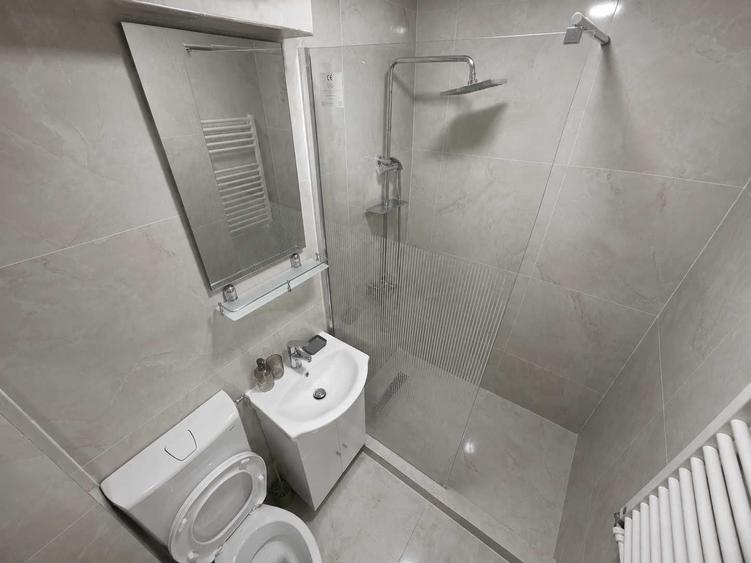 Apartament cu 2 camere semidecomandat în Obor