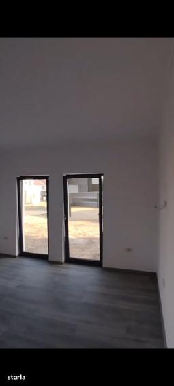 Casă cu 3 camere cu Teren 344 Mp în Aradul Nou