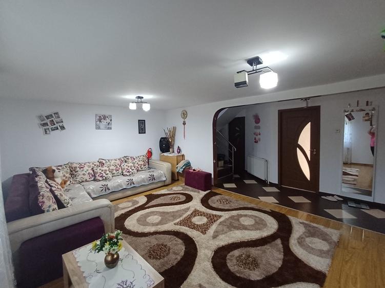 Vand casa ,Pantazi - 3
