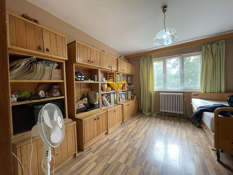 Apartament cu 3 camere decomandat, mobilat în Mănăștur