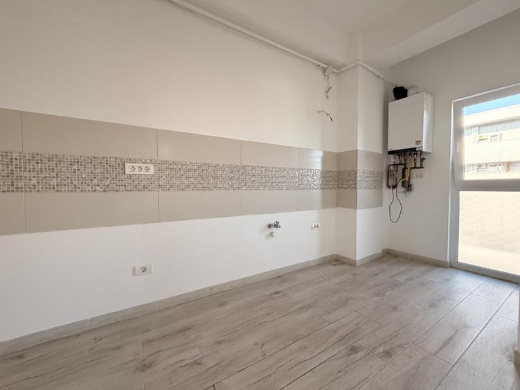 Garsonieră decomandată în Soarelui