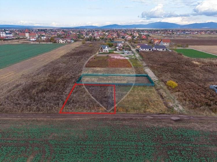 Teren Construcții intravilan de 639 mp, în Hărman