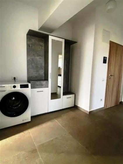 Apartament cu 2 camere decomandat, mobilat în Periferie