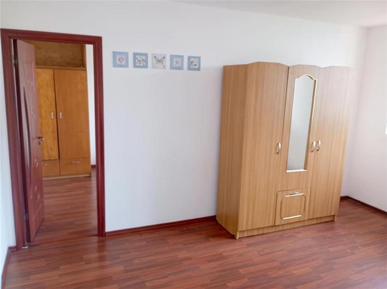 Apartament cu 2 camere nedecomandat în George Enescu