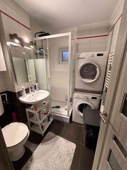 Apartament cu 3 camere decomandat în Griviței