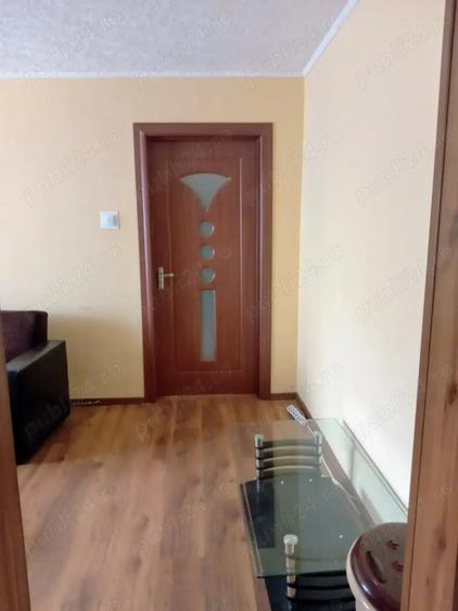 Apartament cu 2 camere semidecomandat în Micro 15