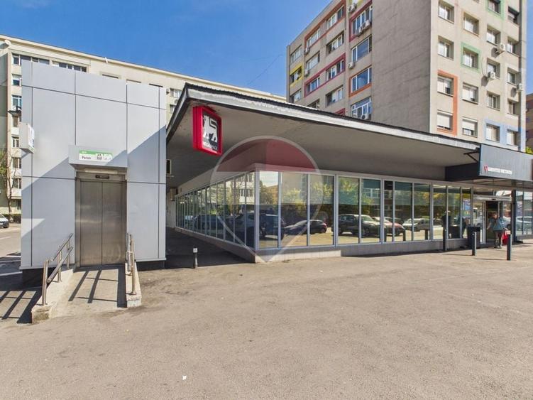 Apartament cu 2 camere semidecomandat, mobilat în Grivița