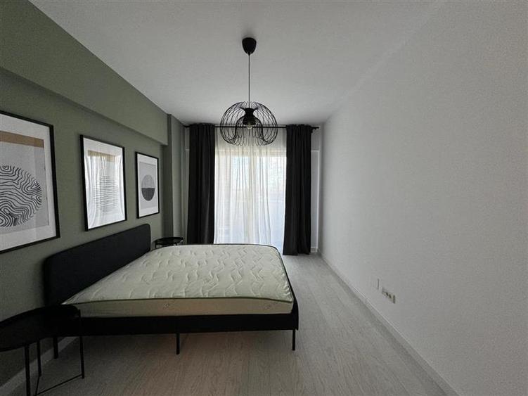 Apartament cu 2 camere semidecomandat, mobilat în Fundeni