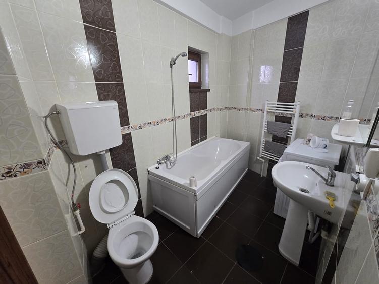 Apartament cu 2 camere decomandat în Nicolina