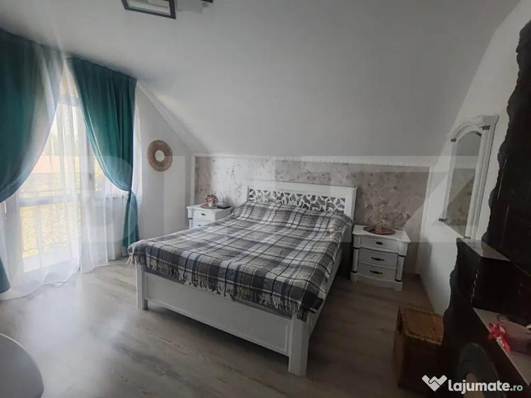 Casă cu 5 camere cu Teren 1100 Mp în Central