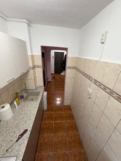 Garsonieră semidecomandată, mobilată în Tineretului