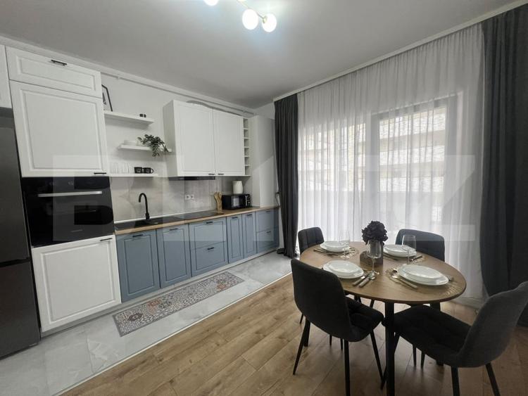 Apartament cu 2 camere semidecomandat, mobilat în Florești