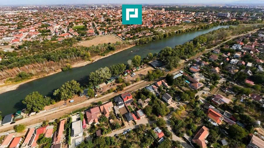 Casă individuală cu 2 camere cu Canalizare în Aradul Nou