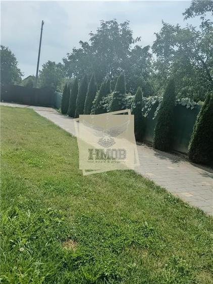 Casă individuală cu 6 camere cu Teren 650 Mp în Exterior Vest