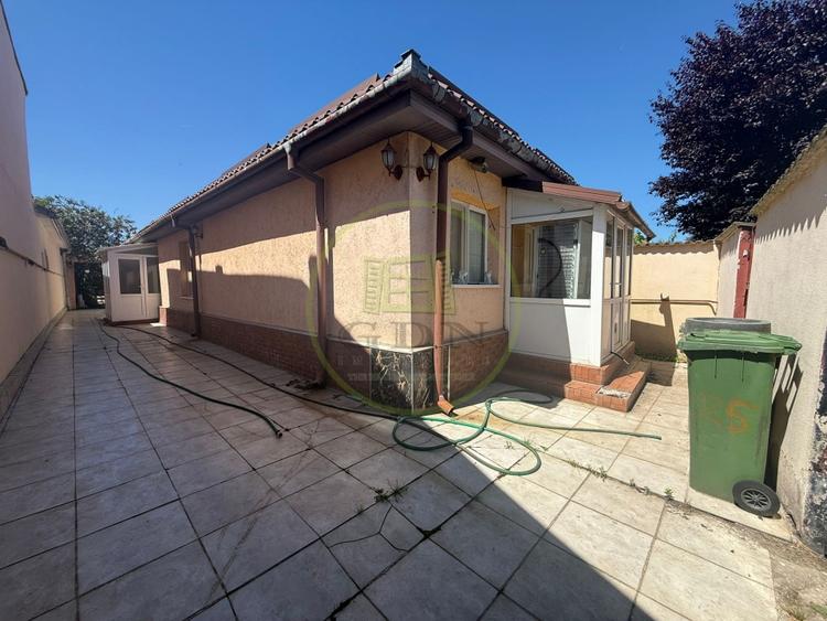 Casă individuală cu 3 camere cu Canalizare în Ișalnița
