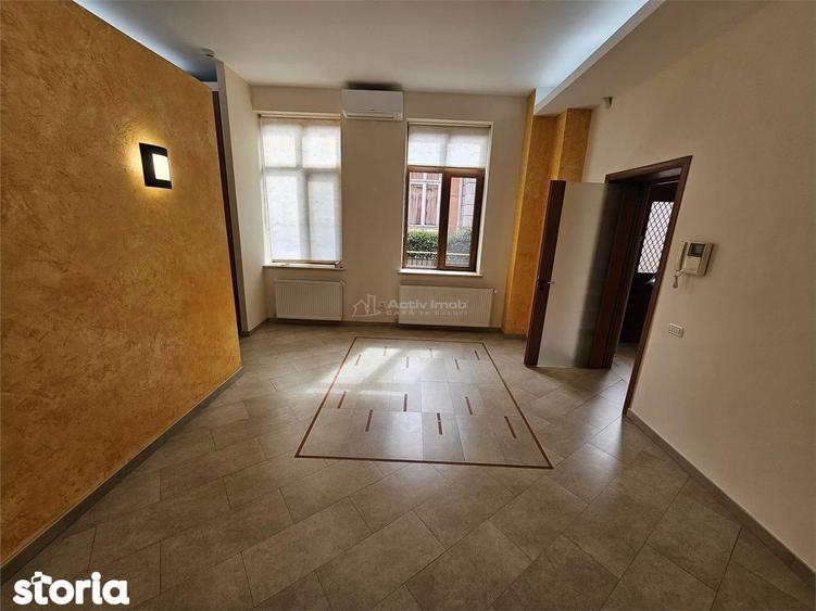 Casă cu 4 camere cu Teren 40 Mp în Cotroceni