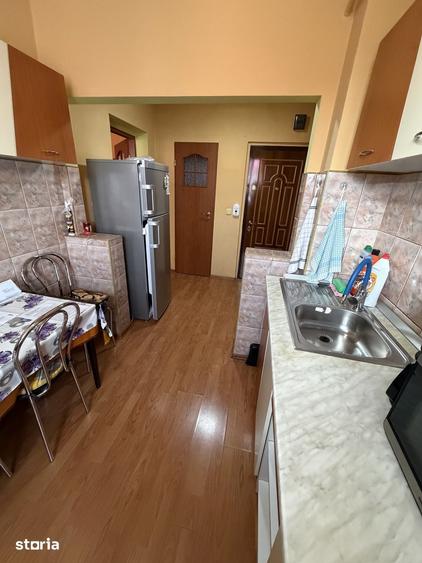 Apartament cu 2 camere semidecomandat în Micro 4