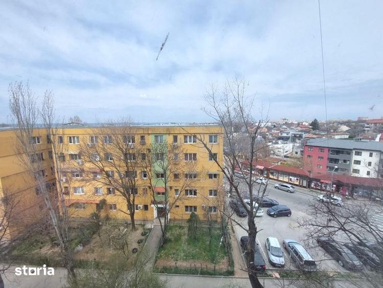 Apartament cu 3 camere decomandat în Valea Rosie