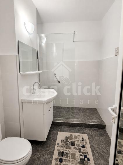 Apartament cu 2 camere decomandat în Micro 14