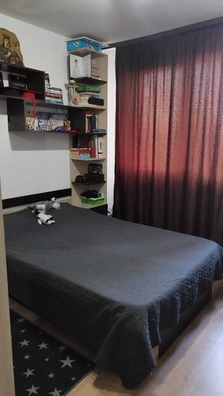 Apartament cu 2 camere semidecomandat în Giurgiului