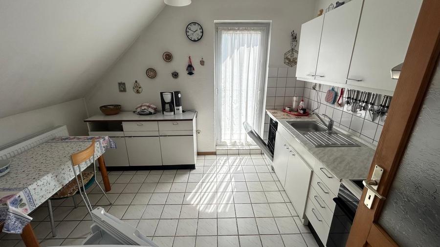 Casă individuală cu 6 camere cu Canalizare în Bartolomeu
