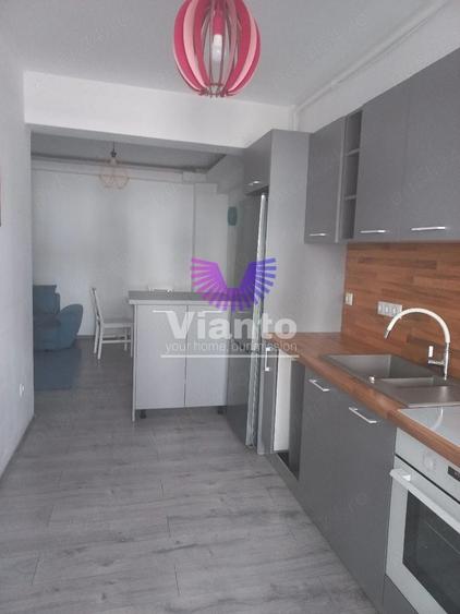 Apartament cu 3 camere decomandat în Turnișor