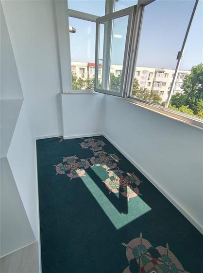 Apartament cu 2 camere semidecomandat în Podu Roș