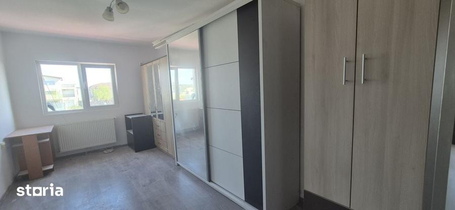 Casă cu 4 camere cu Teren 200 Mp în Cornetu