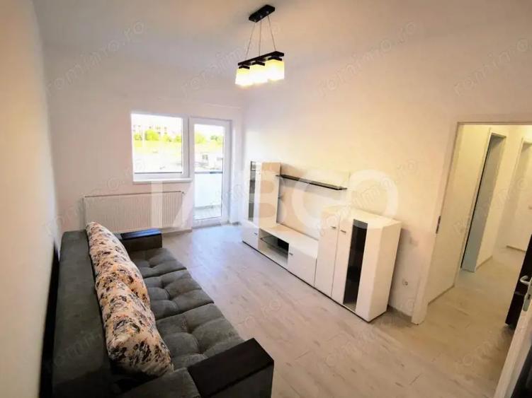 Apartament cu 4 camere decomandat, mobilat în Tineretului