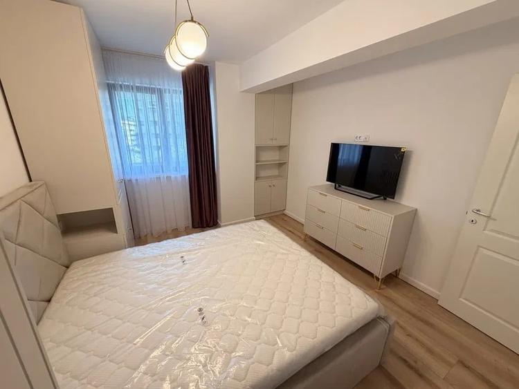 Apartament cu 2 camere semidecomandat în Vișani