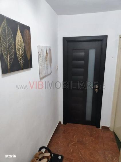 Apartament cu 3 camere în Dâmbovița