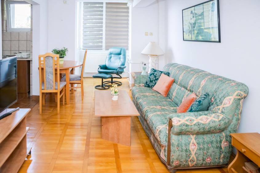 Apartament cu 2 camere semidecomandat în Floreasca