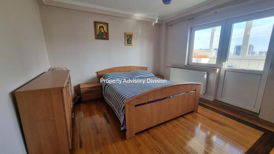 Apartament cu 4 camere în 13 Septembrie