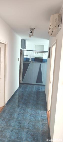Apartament cu 3 camere decomandat în Crihala