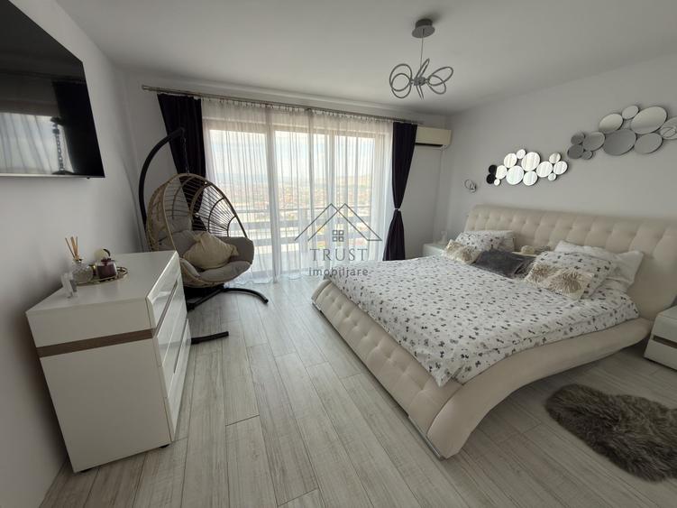 Casă individuală cu 4 camere cu Piscina în Florești