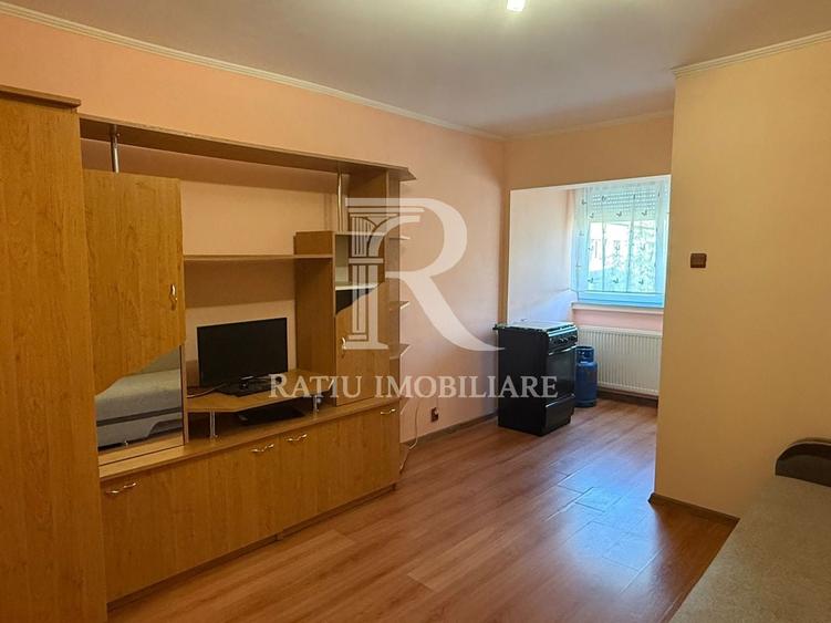 Garsonieră, mobilată în Iosia