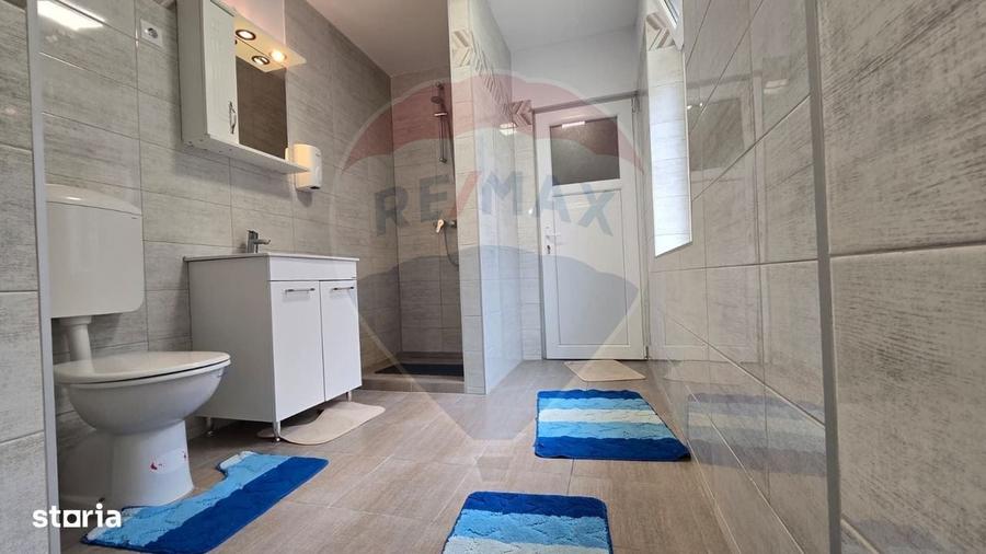 Casă cu 3 camere cu Teren 250 Mp în Central
