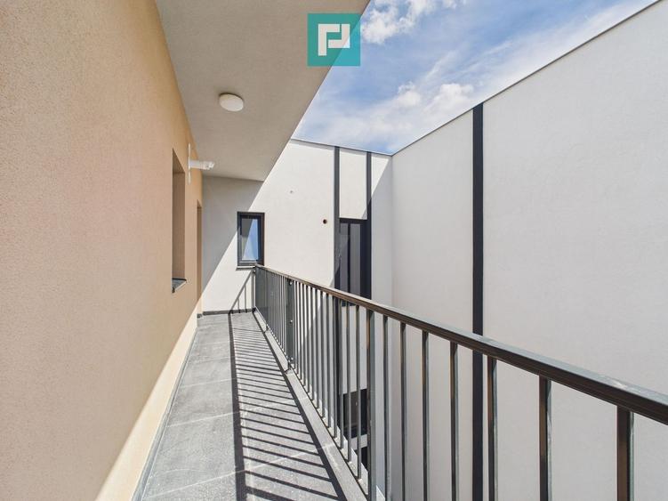 Apartament cu 2 camere, etajul 1, în Moșnița Nouă - 1