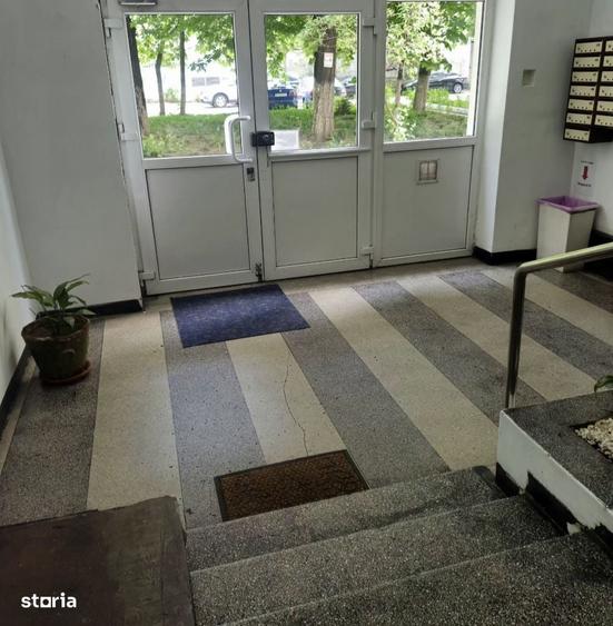 Apartament cu 2 camere semidecomandat în Matei Voievod
