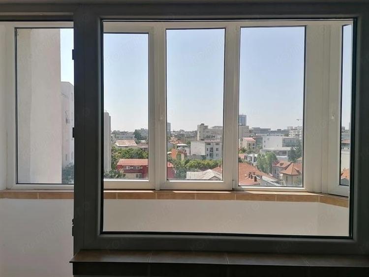Apartament cu 4 camere semidecomandat în Ștefan cel Mare