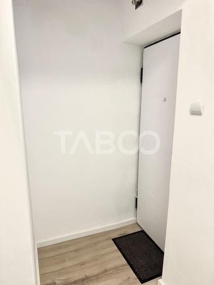 Apartament cu 2 camere semidecomandat, mobilat în Gheorgheni