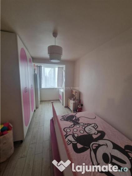 Apartament 3 cam et 2 decomandat renovat zona Colfescu - 9